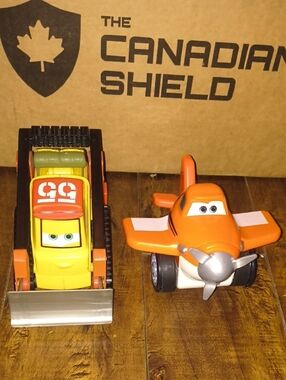 Disney Cars - Planes Fire & Rescue Talking Dusty & Drip Combo